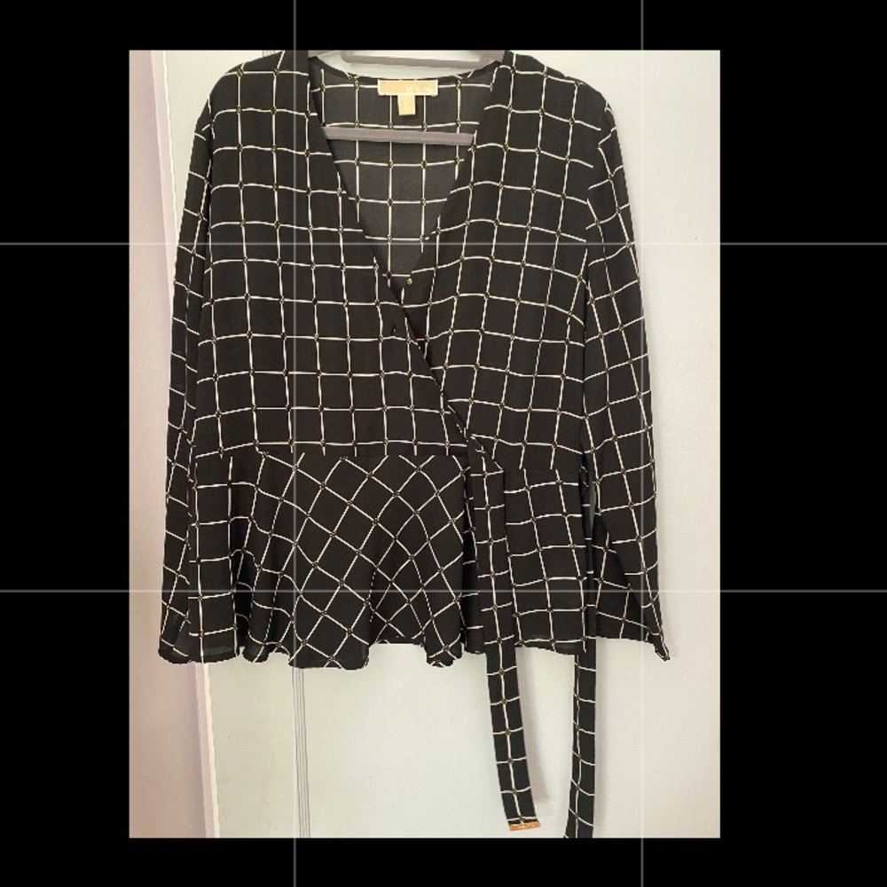 Michael Kors Wrap top